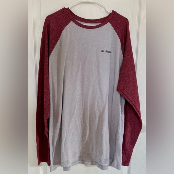 Columbia Men's Long Sleeve Gray and Burgundy Tee - Picture 2 of 5